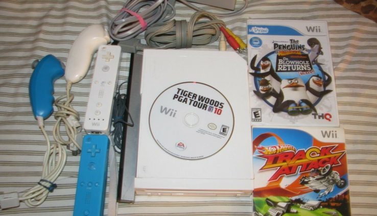 Nintendo Wii White Console RVL-001 Sport Cube Effectively matched Bundle With Accessories