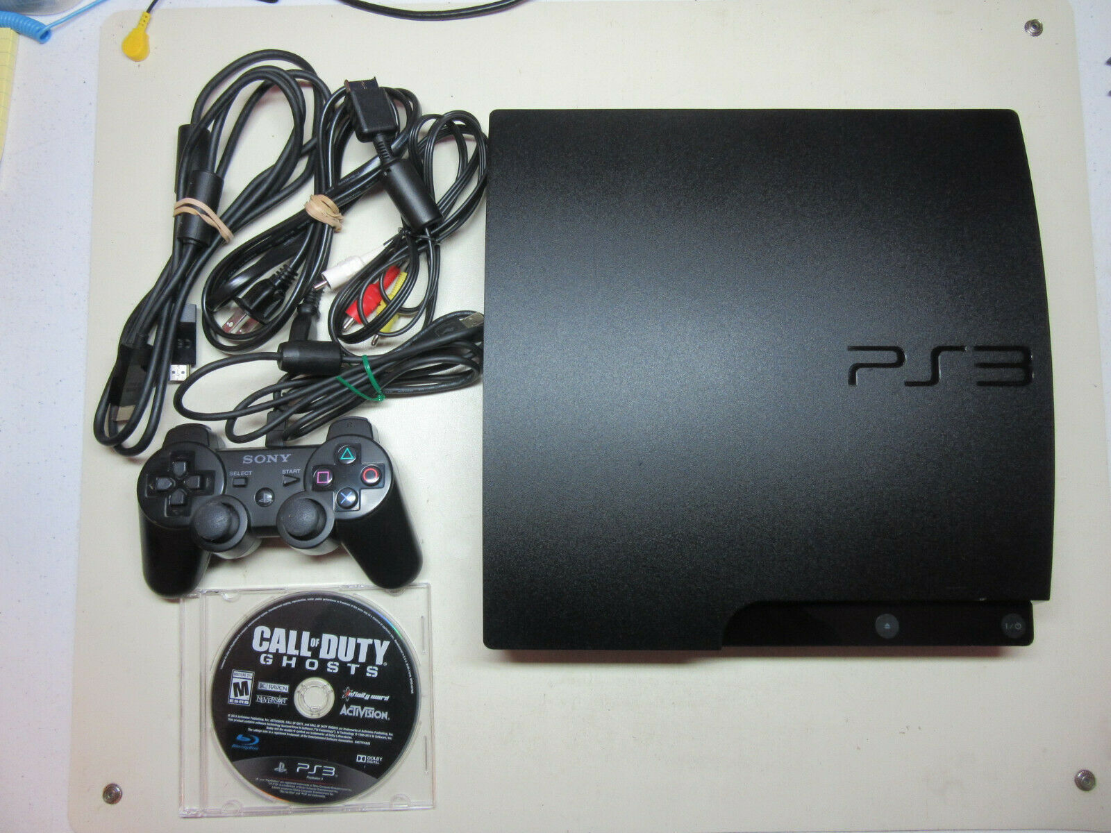 Sony PlayStation 3 Slim 320 GB Black Console (MODEL CECH3001B) Bundle on 