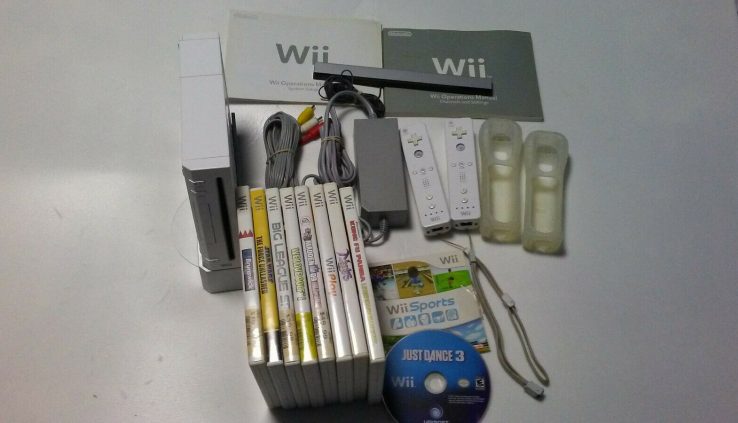 WII BUNDLE WITH 10 GAMES