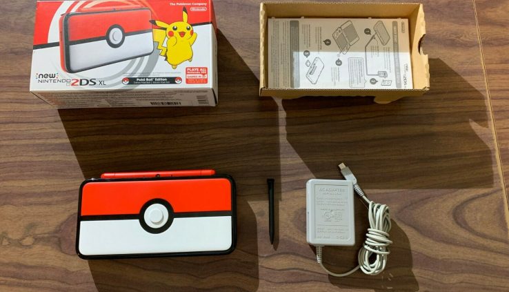 Nintendo 2DS XL Pokemon Pokeball Machine Bundle — Complete in Box — Examined