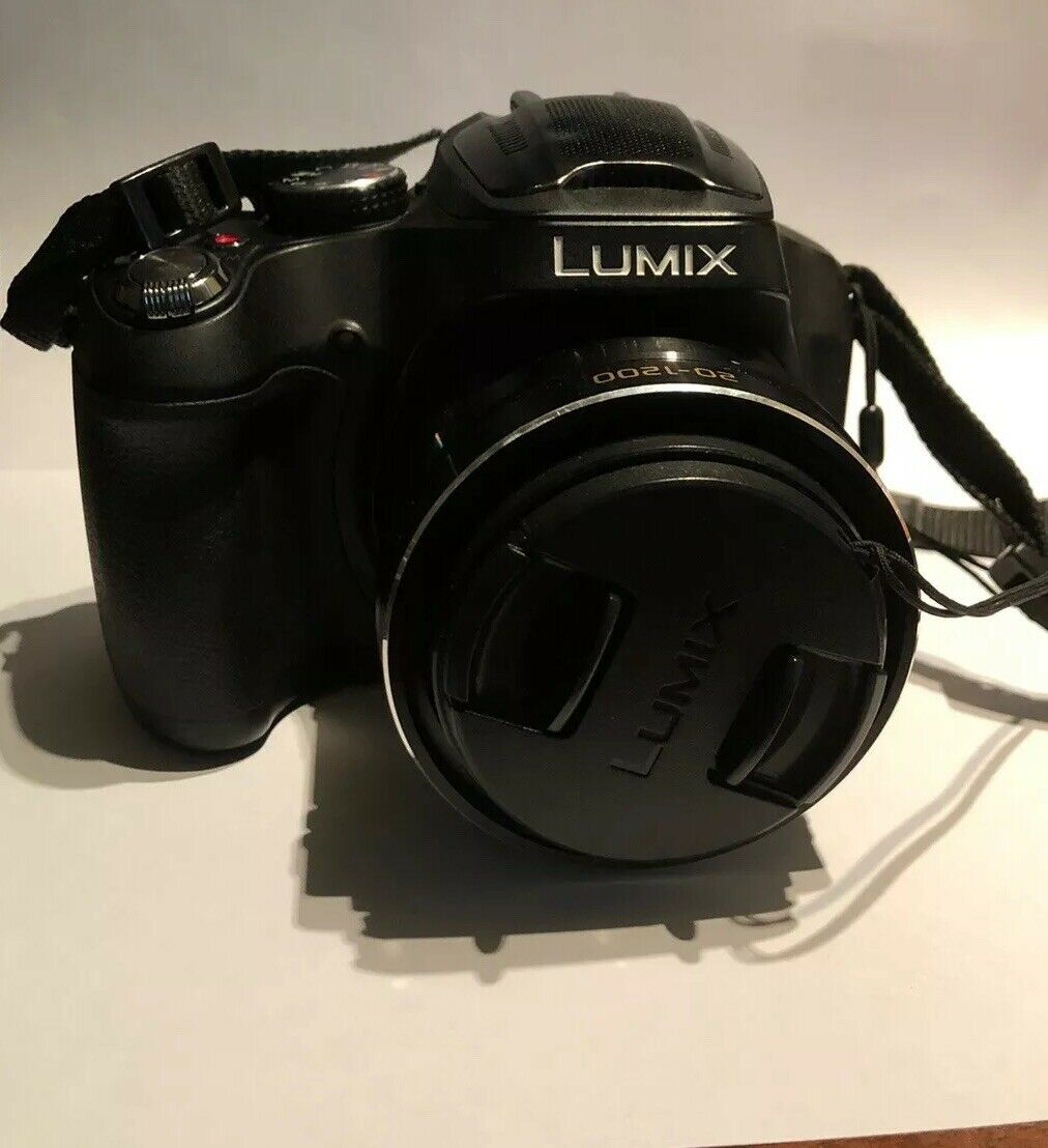 Panasonic LUMIX DMCFZ70 / DMCFZ72 16.1MP Digital Digital camera