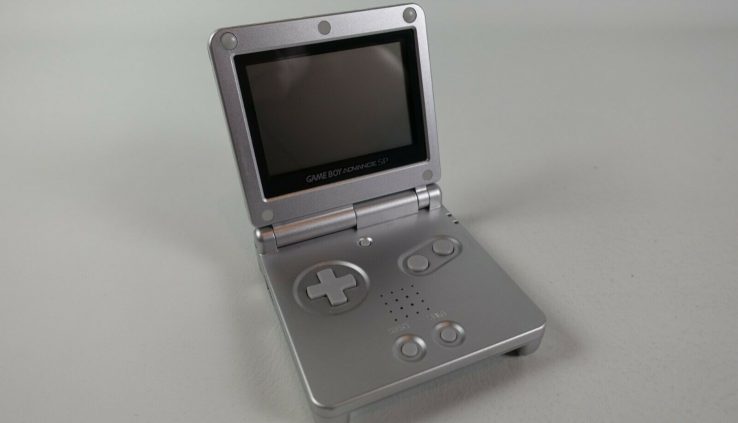 Nintendo Sport Boy Strategy SP Platinum Silver Handheld Machine 001 Tested Works!!!
