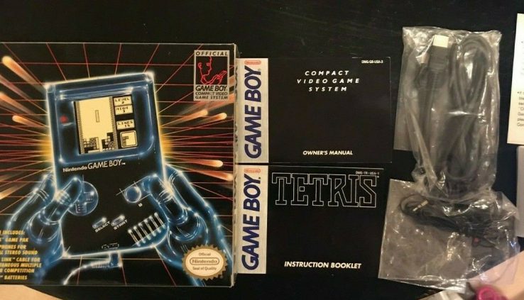 Nintendo Gameboy Vintage Field Earbuds Tetris Link Cable