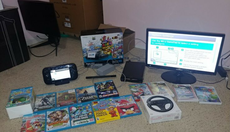 Nintendo Wii U Console 32GB Sad w/ 24 Video games + Wheel + 64GB card + Wii Mote