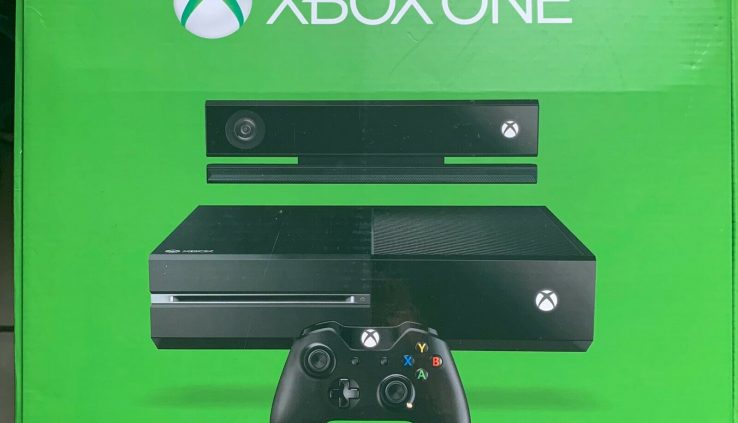Microsoft Xbox One Kinect Bundle 500GB Sad Console