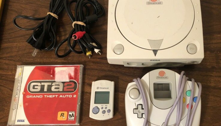 Sega Dreamcast Console HKT-3020 Plus GTA 2 Controller VMU Bundle Lot