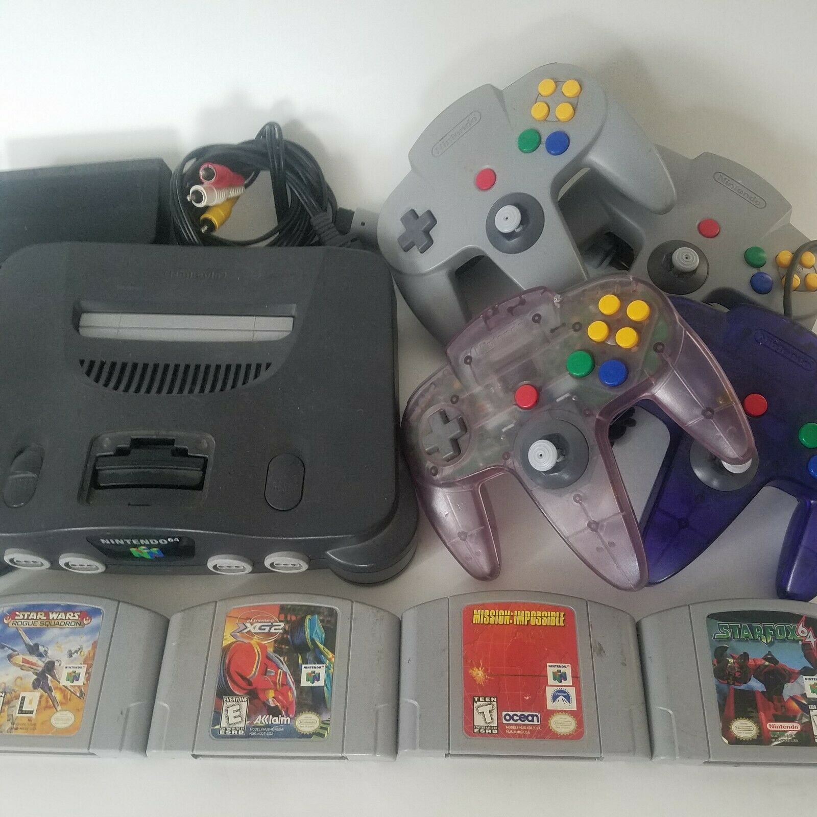 Nintendo 64 Bundle N64 Console with Cables 4 Controllers / 4 Video ...