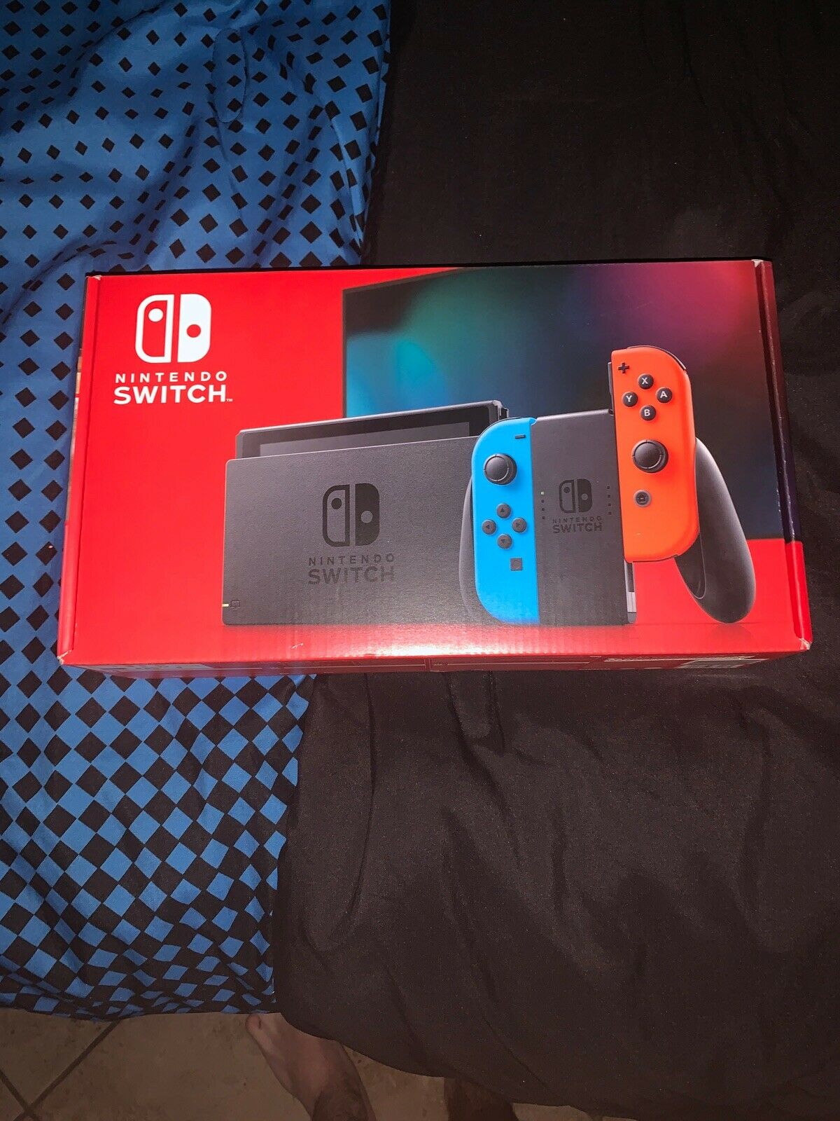 Nintendo Switch Console 32GB Crimson Blue Neon JoyCons NEW V2 IN HAND