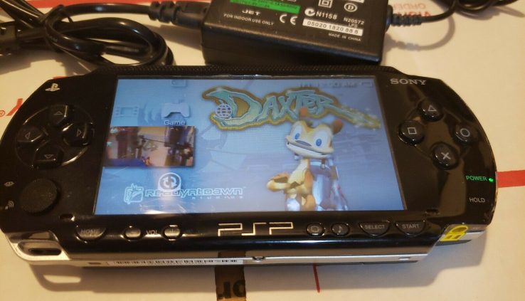 BLACK Sony PSP 1000  Plan and charger Easiest – TESTED WORKS