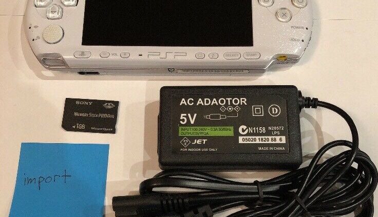 PEARL WHITE PSP 3000 System w/ Charger & Memory Card Bundle TESTED WORKS Import