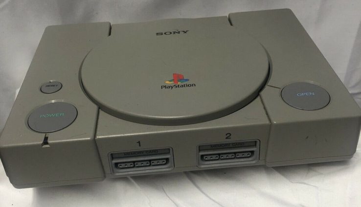 Sony PlayStation 1 PS1 Grey Console Arrangement SCPH-5501 Console Most gripping