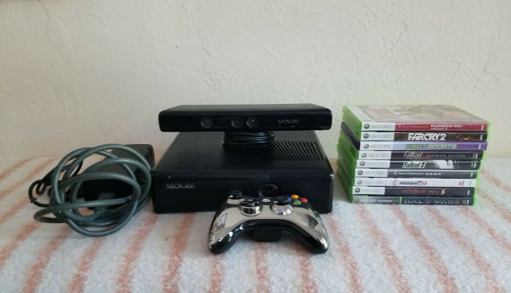 Microsoft Xbox 360 S Sunless Console 500GB HDD, Kinect, Controller