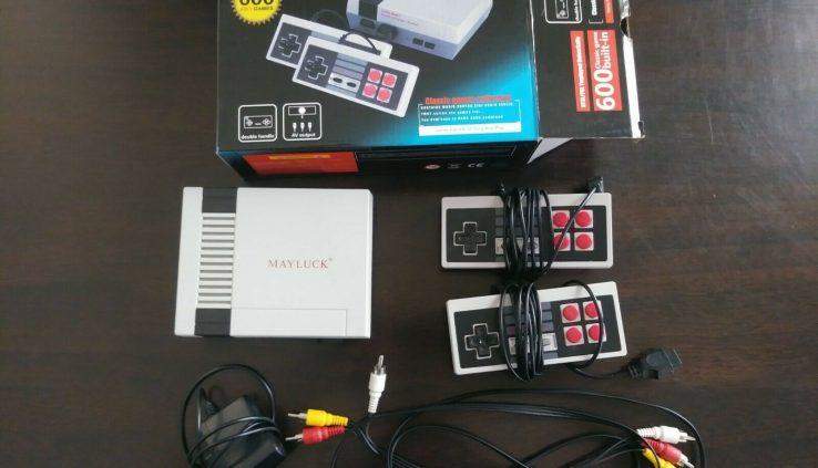 Mini retro nintendo- Grey 600 games in-built