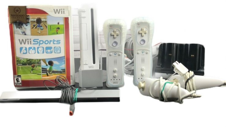 Nintendo Wii White Console Bundle Game Dice Compatable Examined & Working