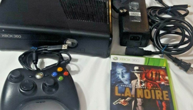 Xbox 360 Shadowy Console with Game