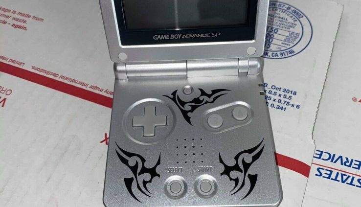 Gameboy Approach SP Silver Model No. AGS-001