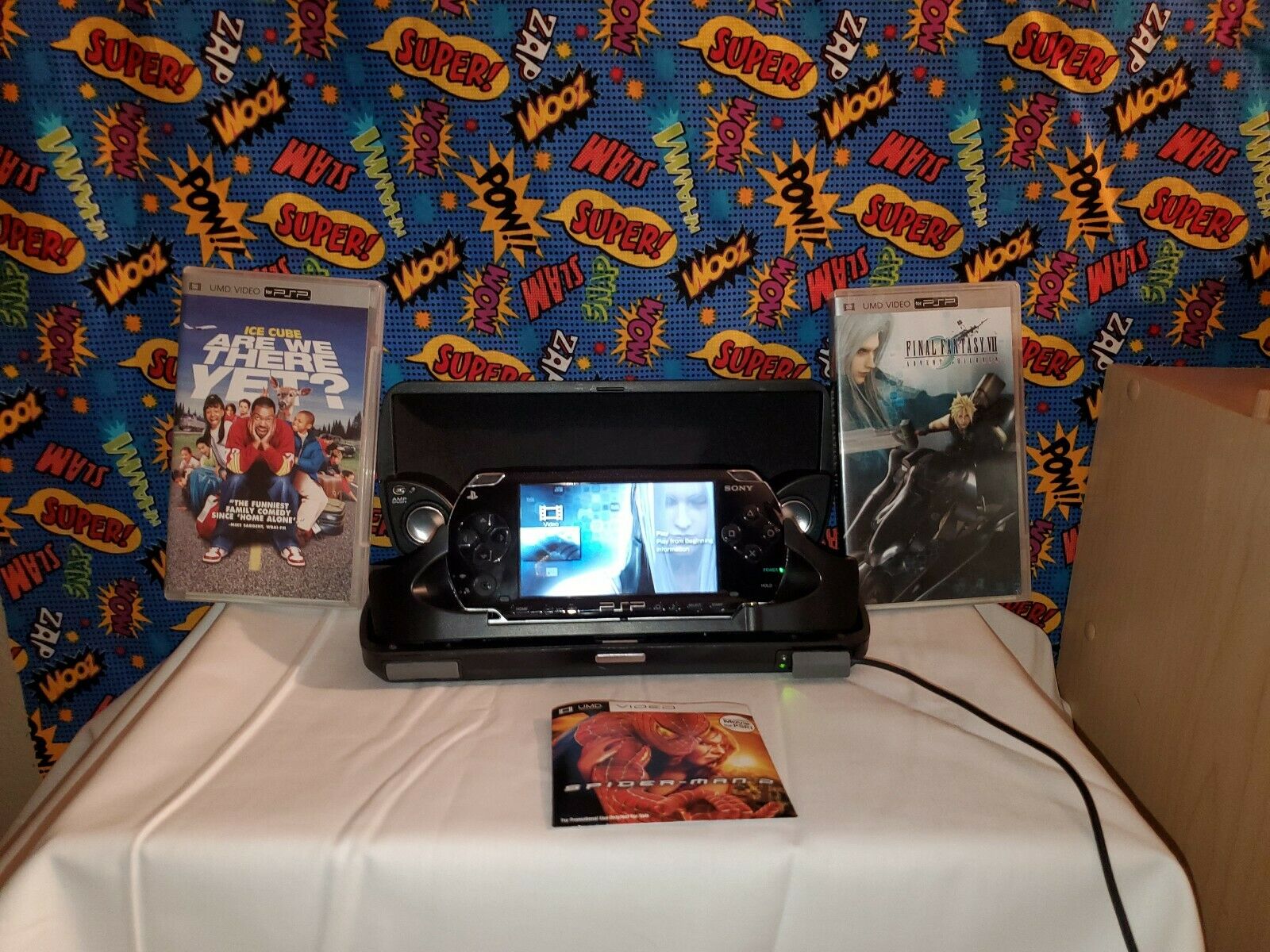 Sony PSP 1001 Console Unlit Bundle 1 Game and a pair of movies Case