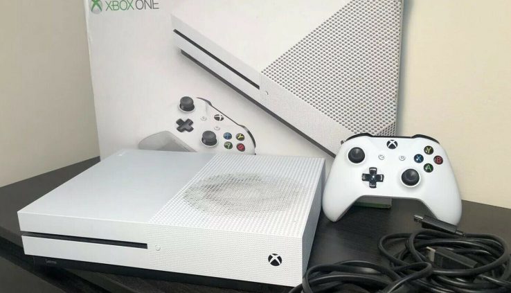 Xbox One S Console w/ Label Original Controller