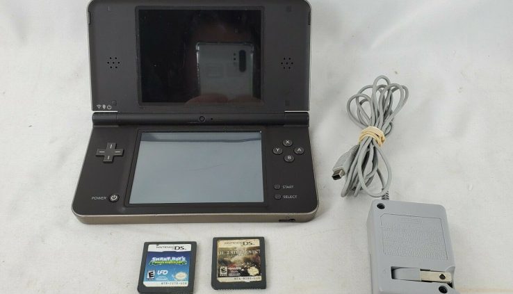 Nintendo DSi XL Dim Bronze Game Arrangement W/ Charger & 2 Video games