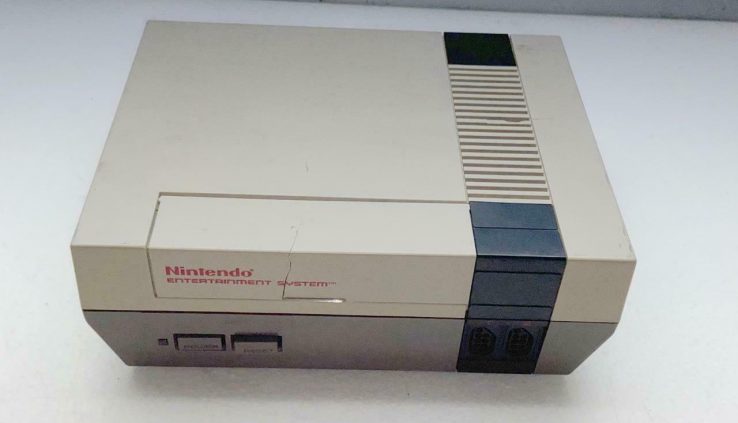 Suitable Usual Nintendo Entertainment System NES-001 1985