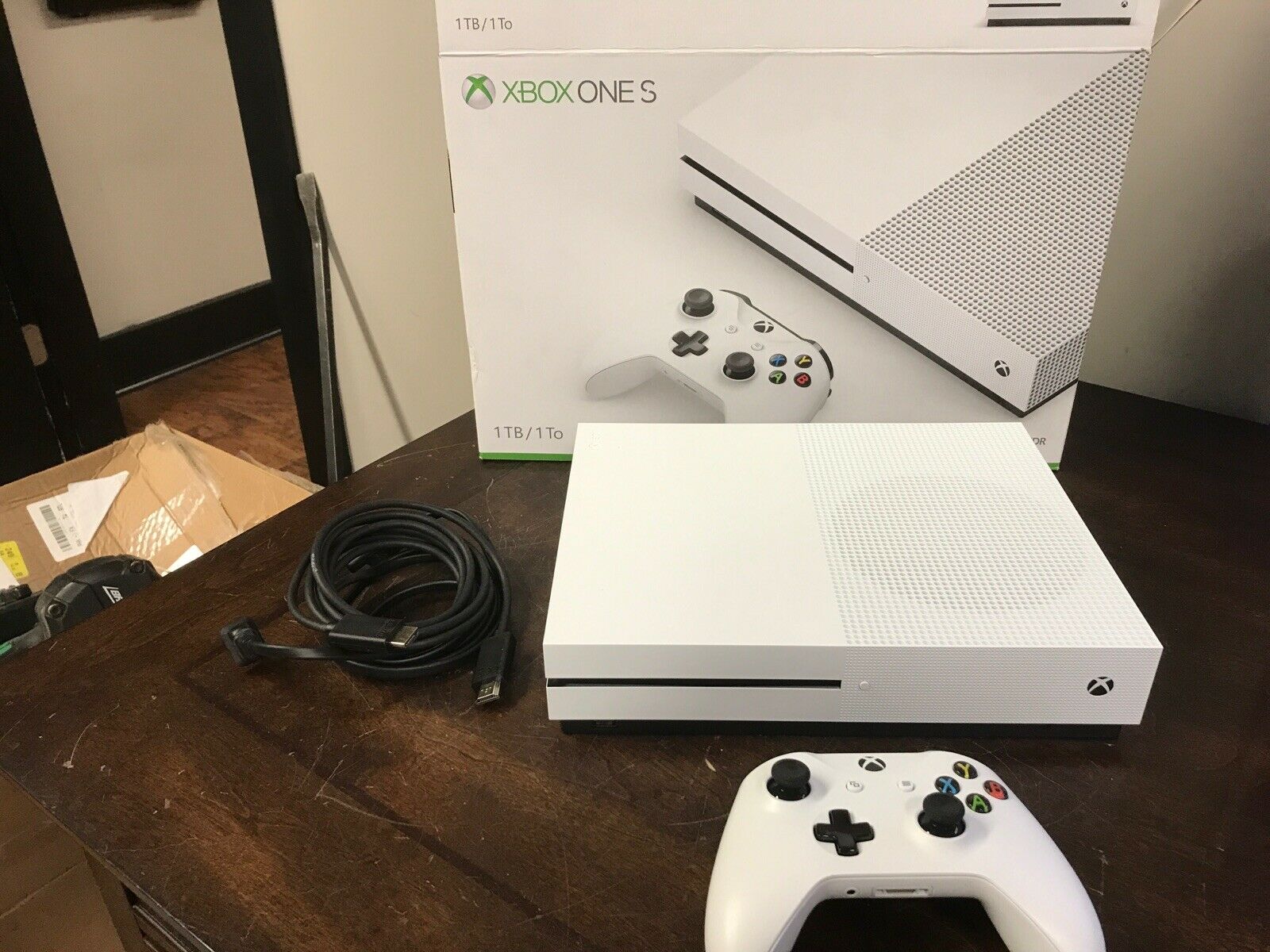 Microsoft Xbox One S 1TB White Console 1681 - Used Condition in field ...