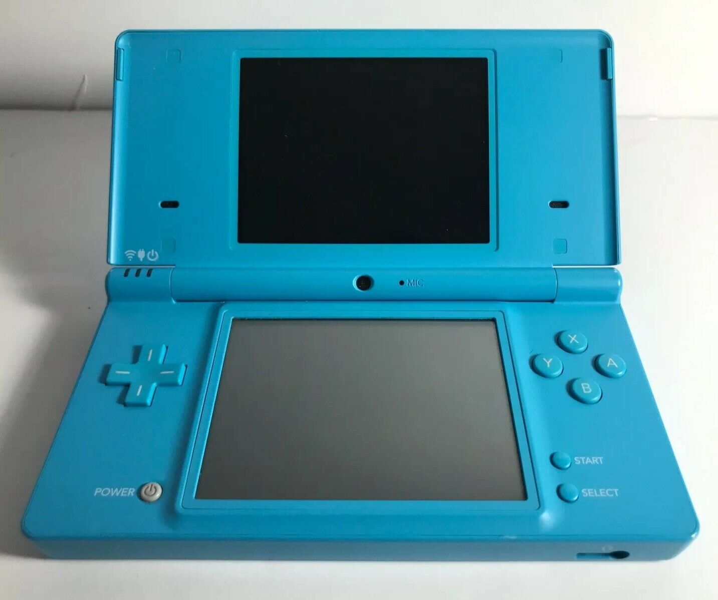 Nintendo DSi Sparkling Blue System (VG) w/ Nintendogs, Lab & Buddies (Inspect Info)