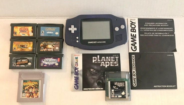 Indigo Nintendo Gameboy Plan Red AGB-001 And eight Sport Bundle / Booklets