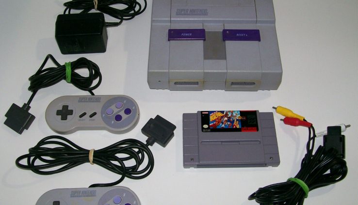 Tidy Nintendo Entertainment Machine SNES Console Bundle SNS-001, Works!