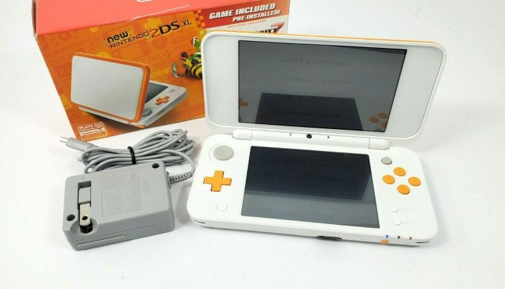 Nintendo 2DS XL Mario Kart 7 Console Bundle – Orange/White