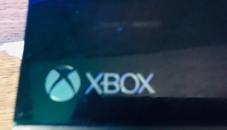 Microsoft X-Box XBox One & 78 Games, 500 GB Video games & gaming console bundle