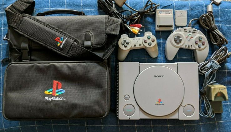 Sony PlaystationPSX PS1 Console Win + Controllers + Memory Card + Action Replay