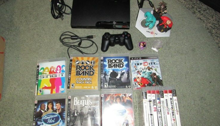 Ps3 Console Gaming System With Controller & 15 Games Mannequin CECH-2001A Very Dazzling