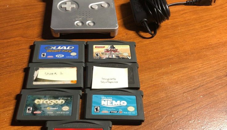 Gameboy Come SP Ags 001 and a Selection Of Games