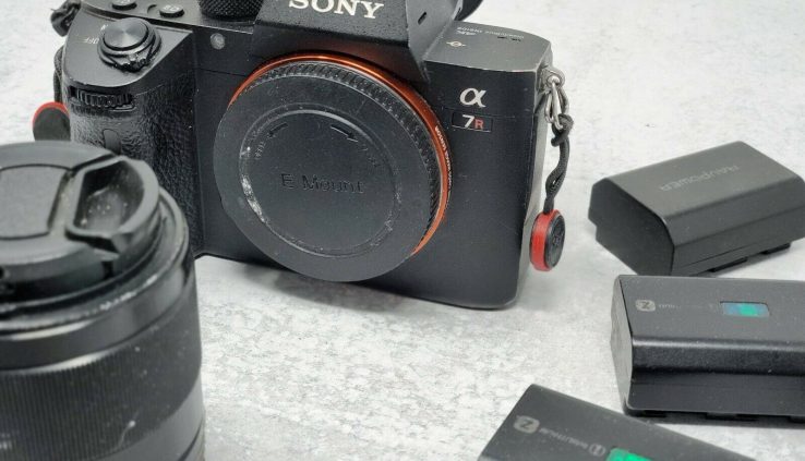 Sony Alpha a7R III 42.4 MP Digital Camera w/ FE 2/28 Lens – READ DESCRIPTION