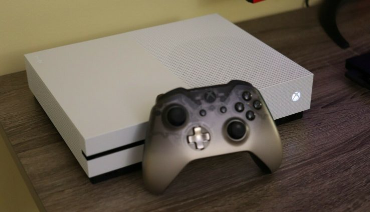 Xbox One S 1TB console