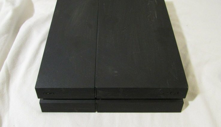 Sony PlayStation 4 Console 500 GB – CUH-1215A  – Console Very most racy
