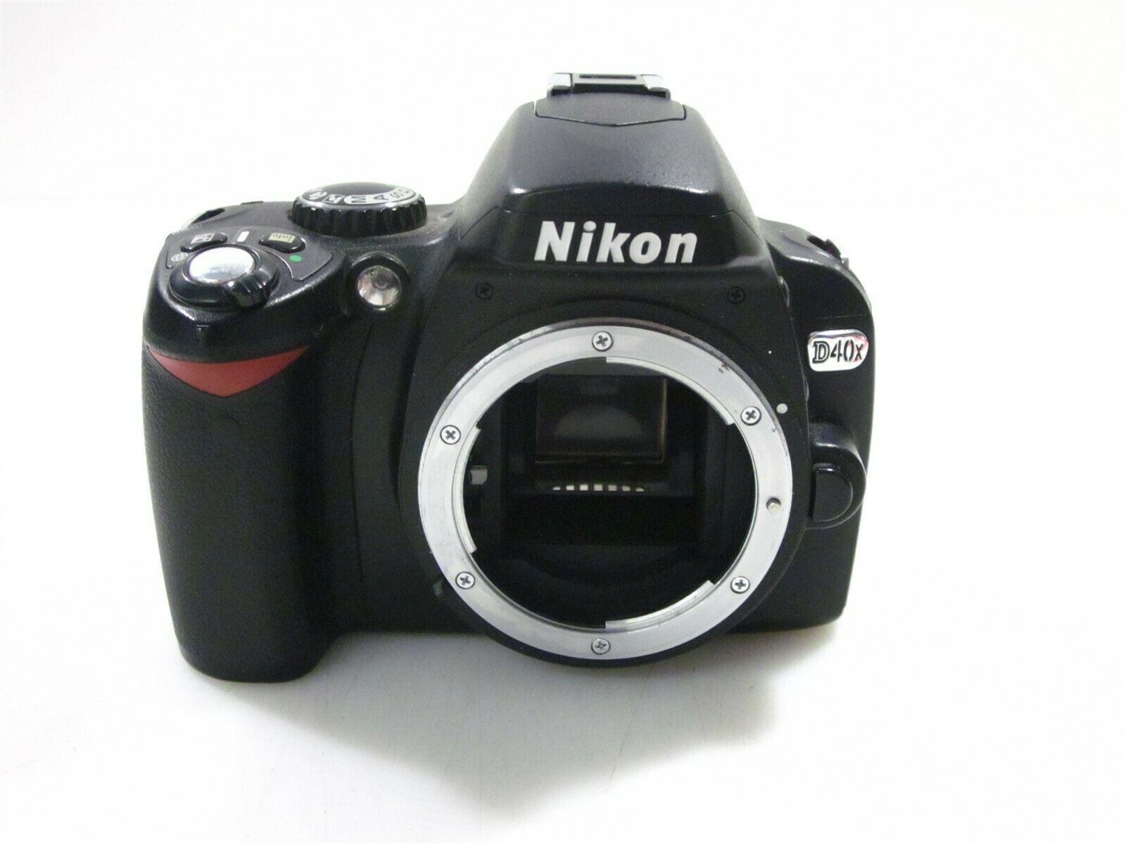 Nikon D40X 10.2MP DSLR Digicam Body on Web