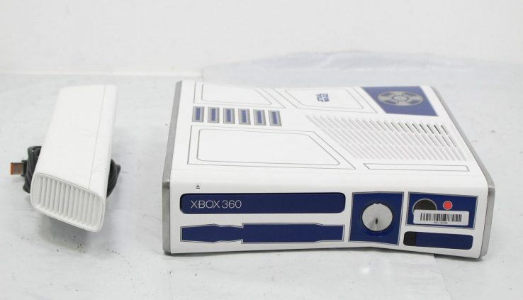 Microsoft XBox 360 S 320GB System EN/US Mannequin No: 1439 R2D2 Edition CONSOLE ONLY