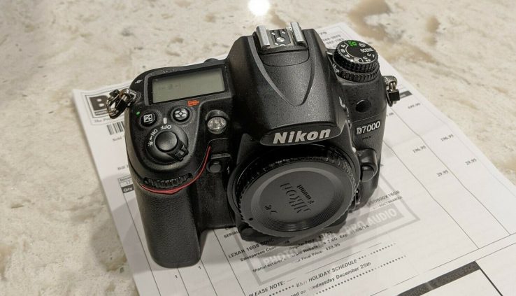 Nikon D7000 SLR Digital Camera (Physique Handiest) Immaculate situation.