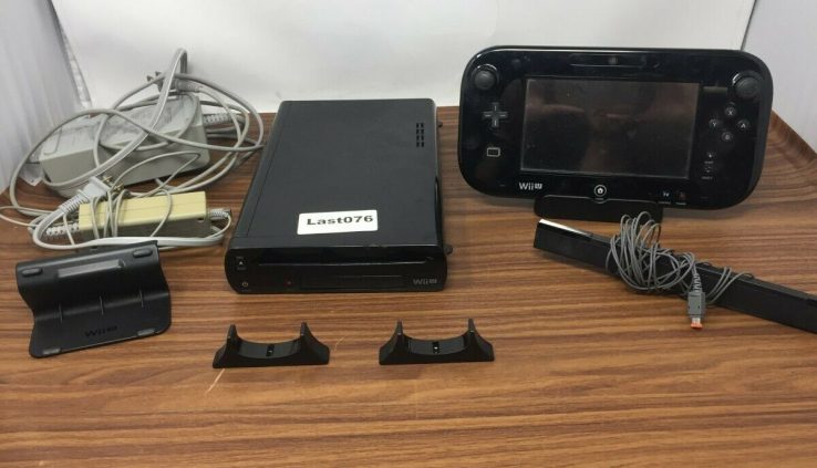 Nintendo WII U WUP-101(02) BUNDLE +WARRANTY!