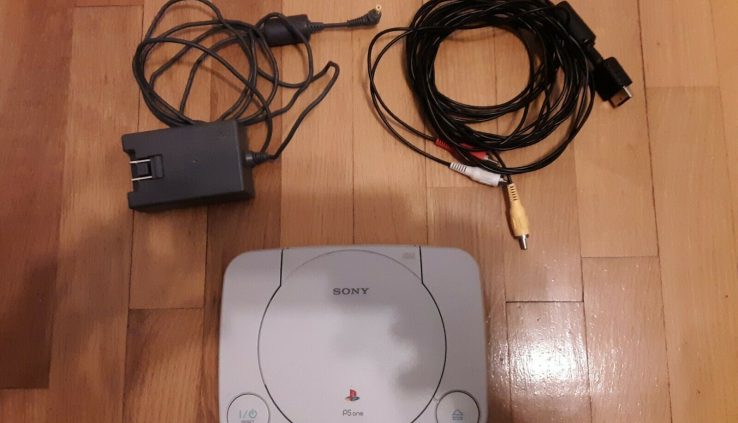 Sony PlayStation 1 (PS One / PS1) Console – Gray – With 2 controllers – WORKS!