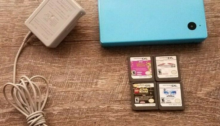 NINTENDO DS i Console 4 Video games MARIO KART Gameboy Tested Works