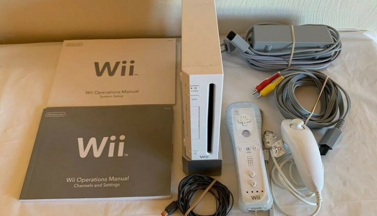 Nintendo Wii White Console Bundle – Controller, Nunchuck, All Cables TESTED