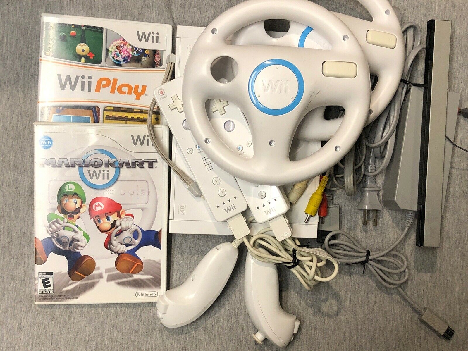 Nintendo Wii Console Mario Kart Bundle Wii Play, 2 Wiimote, Wheel