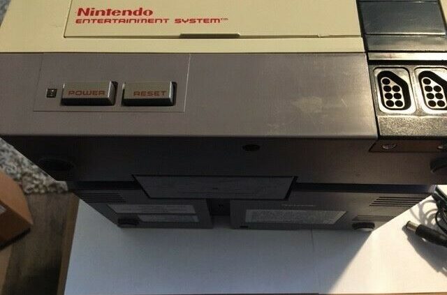 Long-established 1985 Nintendo Entertainment Machine NES Gaming Console Simplest Please Be taught!