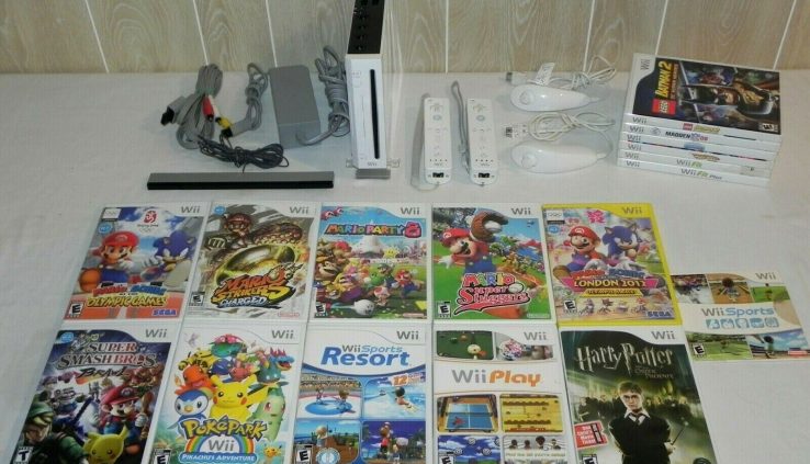 HUGE Nintendo Wii Console Bundle LOT, 17 Games – SMASH BROS., GALAXY, POKEMON ++