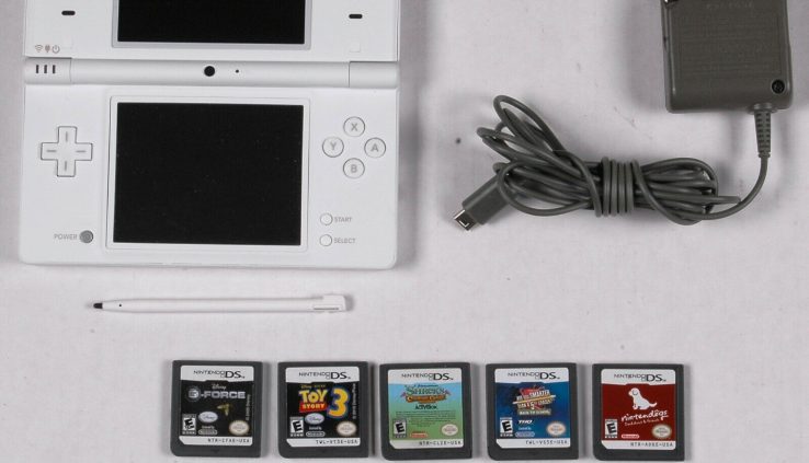 Nintendo DSi WHITE TWL-001 Machine bundle 10 Video games – Wall Charger – Stylus