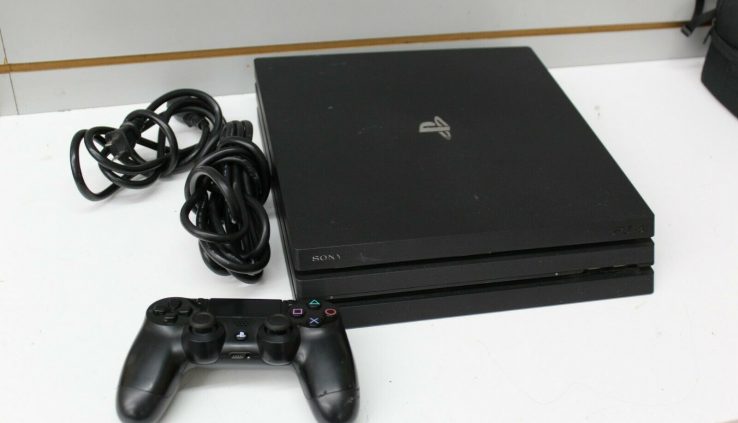 Sony PlayStation 4 PRO CUH-7115B Machine Game Console PS4