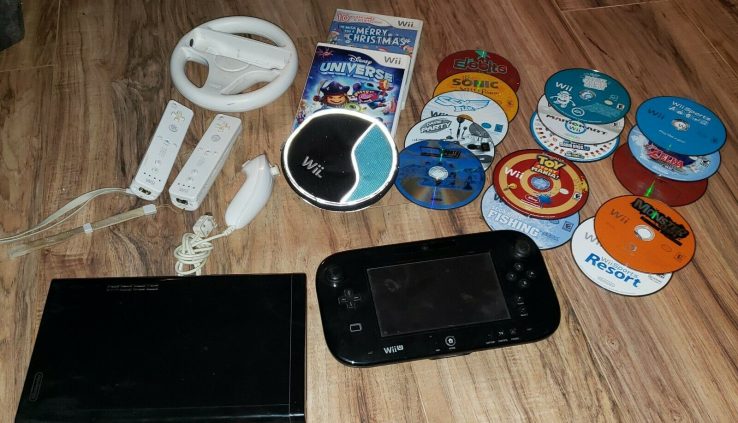 Nintendo Wii U With Gamepad, 2 controllers