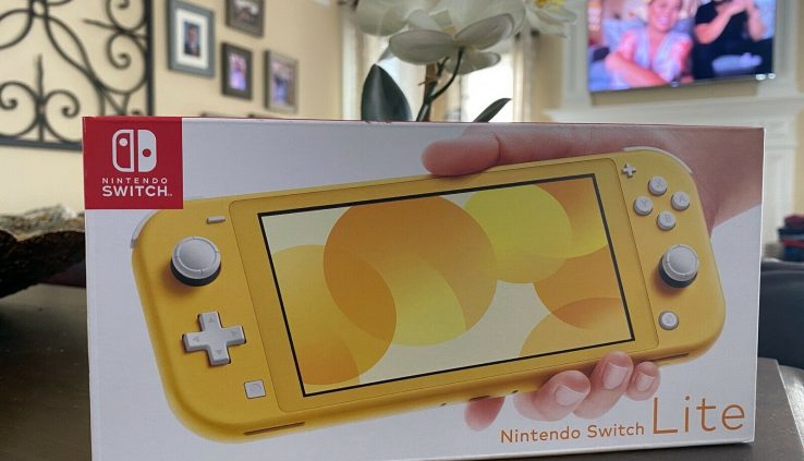 Nintendo Switch Lite Console – Yellow